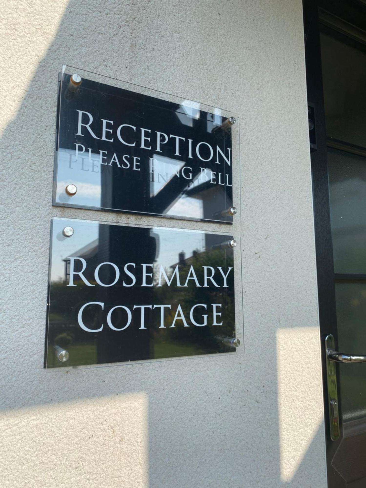 Little Park Holiday Homes Self Catering Cottages 1 & 2 Bedrooms Available Close To Tutbury Castle Esterno foto