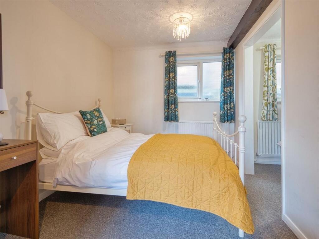 Little Park Holiday Homes Self Catering Cottages 1 & 2 Bedrooms Available Close To Tutbury Castle Esterno foto